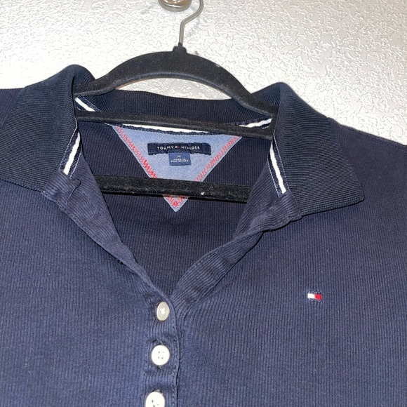 TOMMY Hilfiger Slim Fit Navy Polo Size Medium - Picture 3 of 8